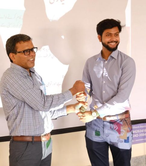 330f23e9-624a-4725-8753-3b24d065deee